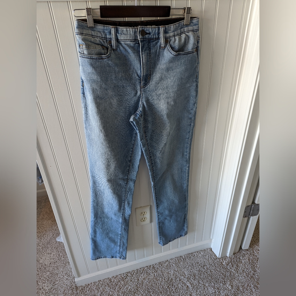 Lands'End light wash straight leg jeans
